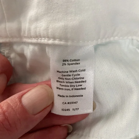 3/$15 Talbots “Perfect Crop” 10P - Picture 8 of 8